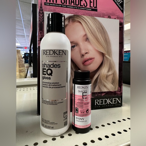 Redken Shades EQ 10VV Lavender with Processing Solution - Picture 1 of 3